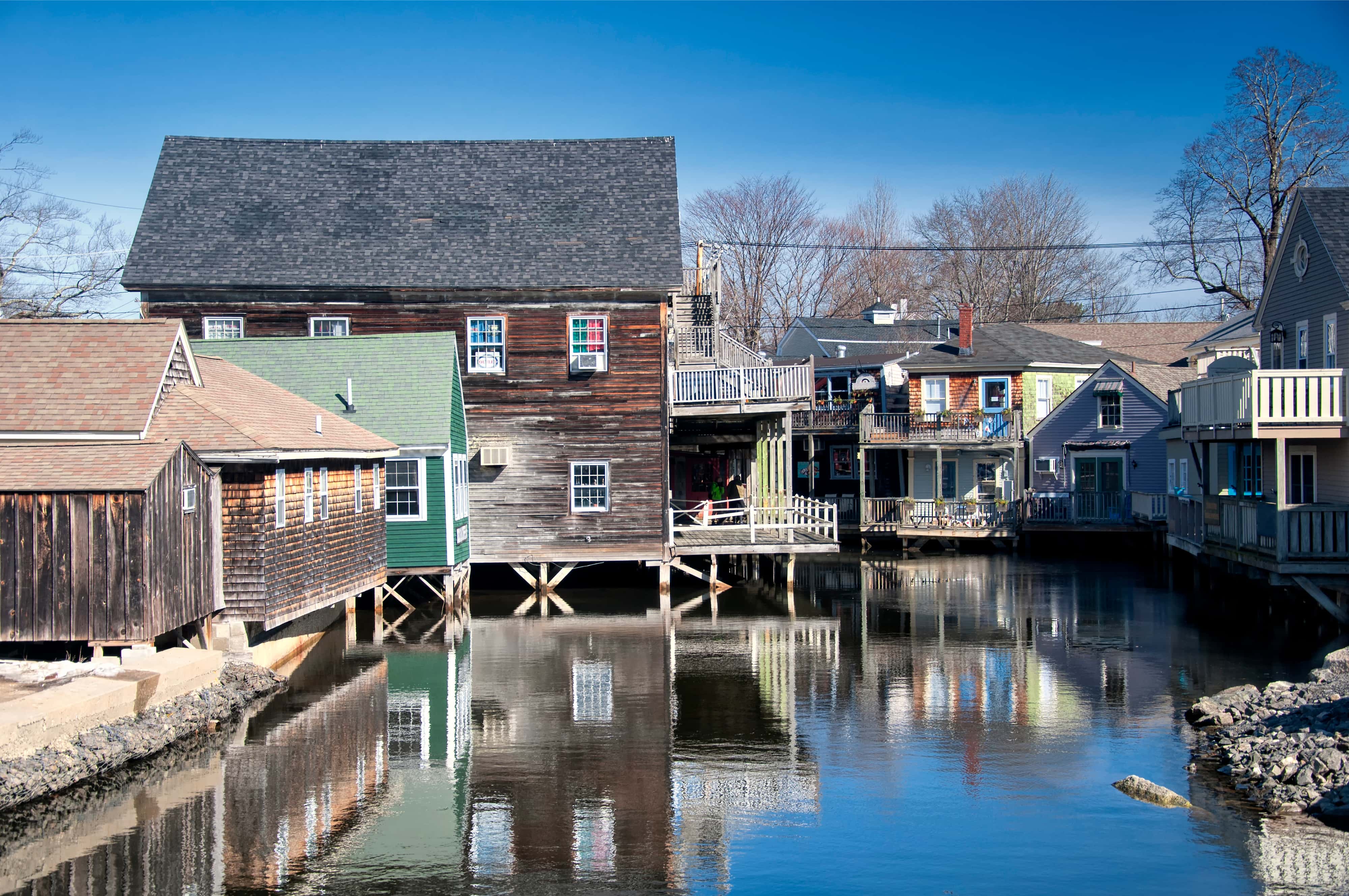 Kennebunkport Maine buildings over water winter