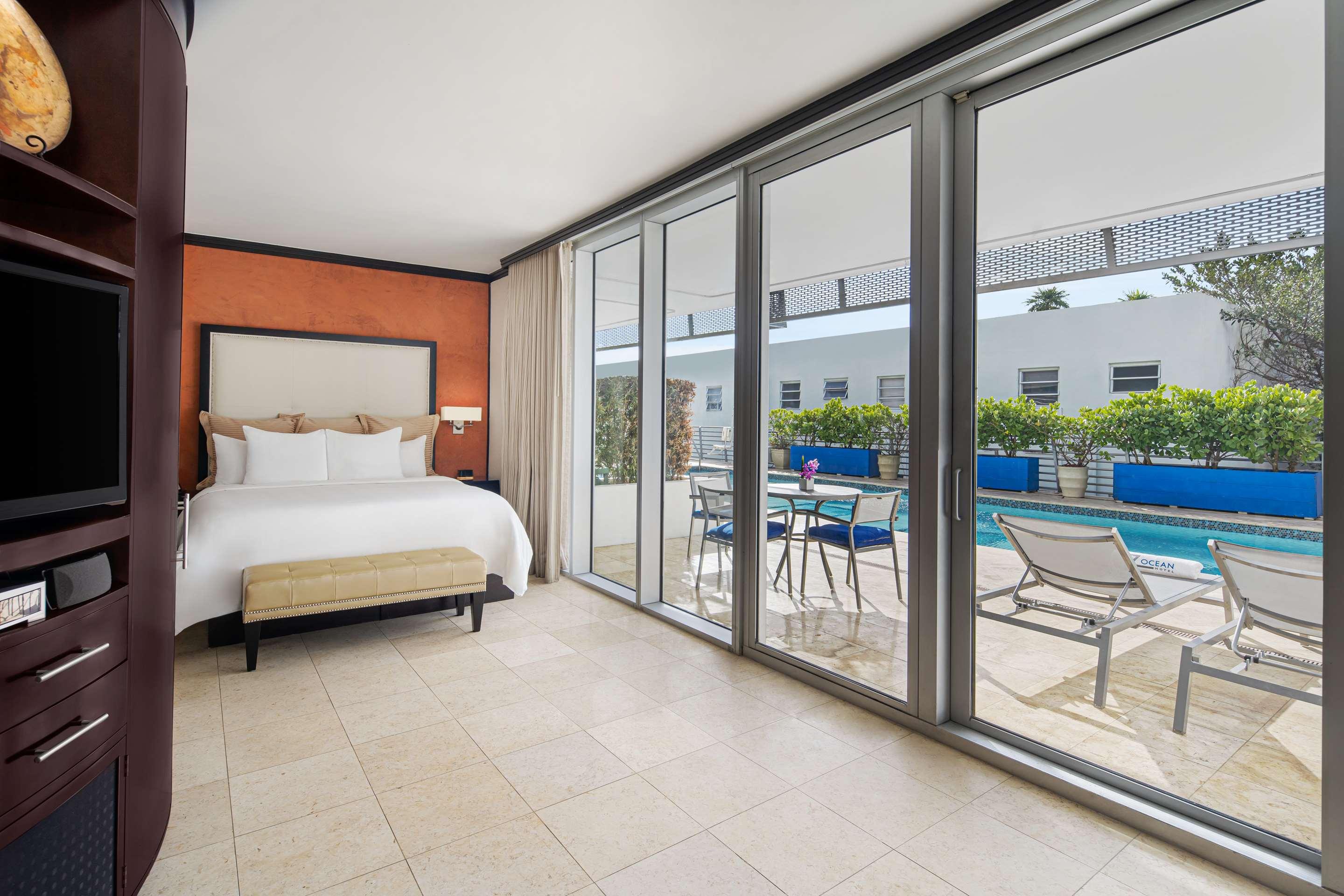 Bedroom view of Z Ocean Hotel South Beach