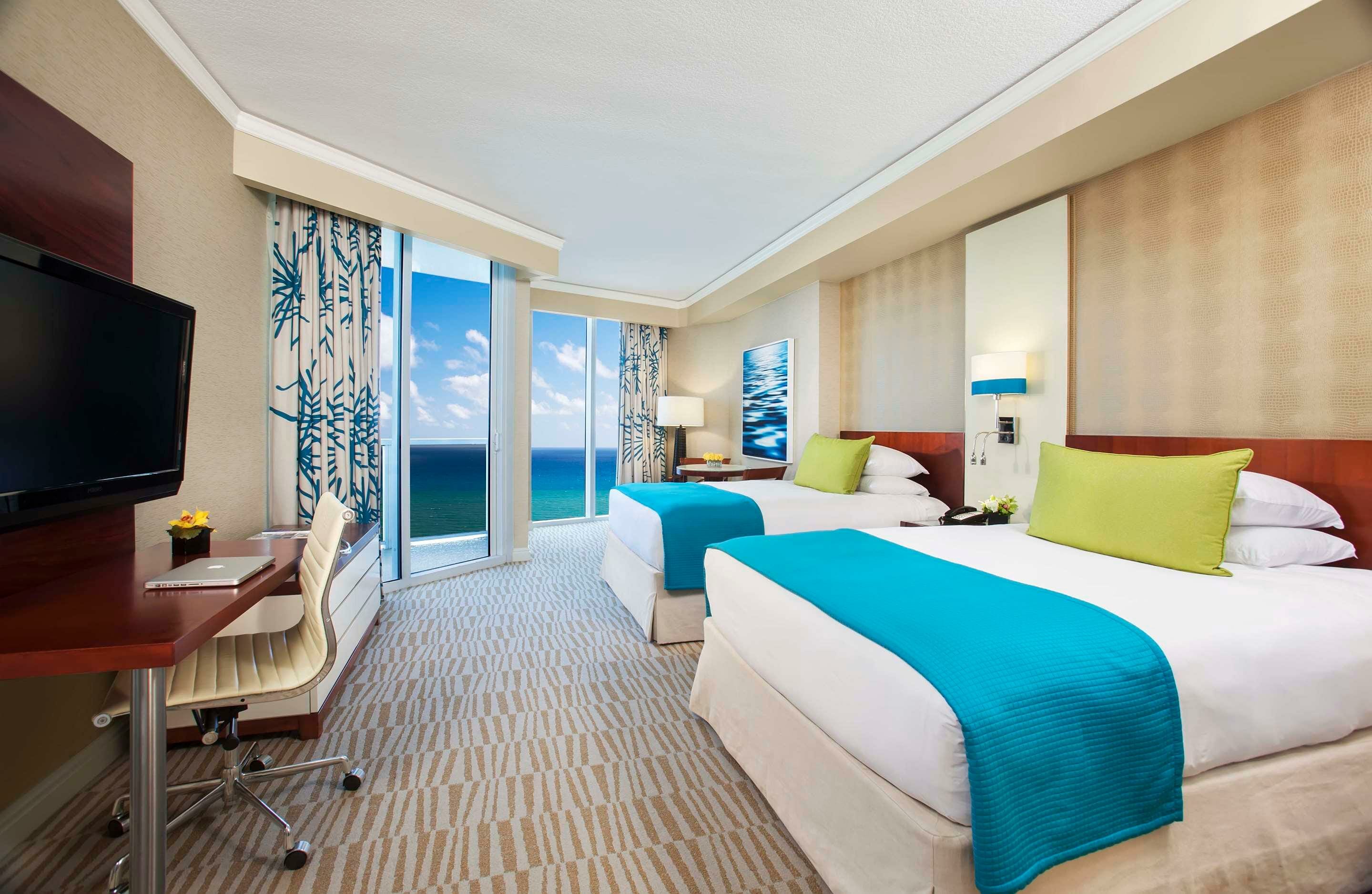 Bedroom view of Trump International Beach Resort
