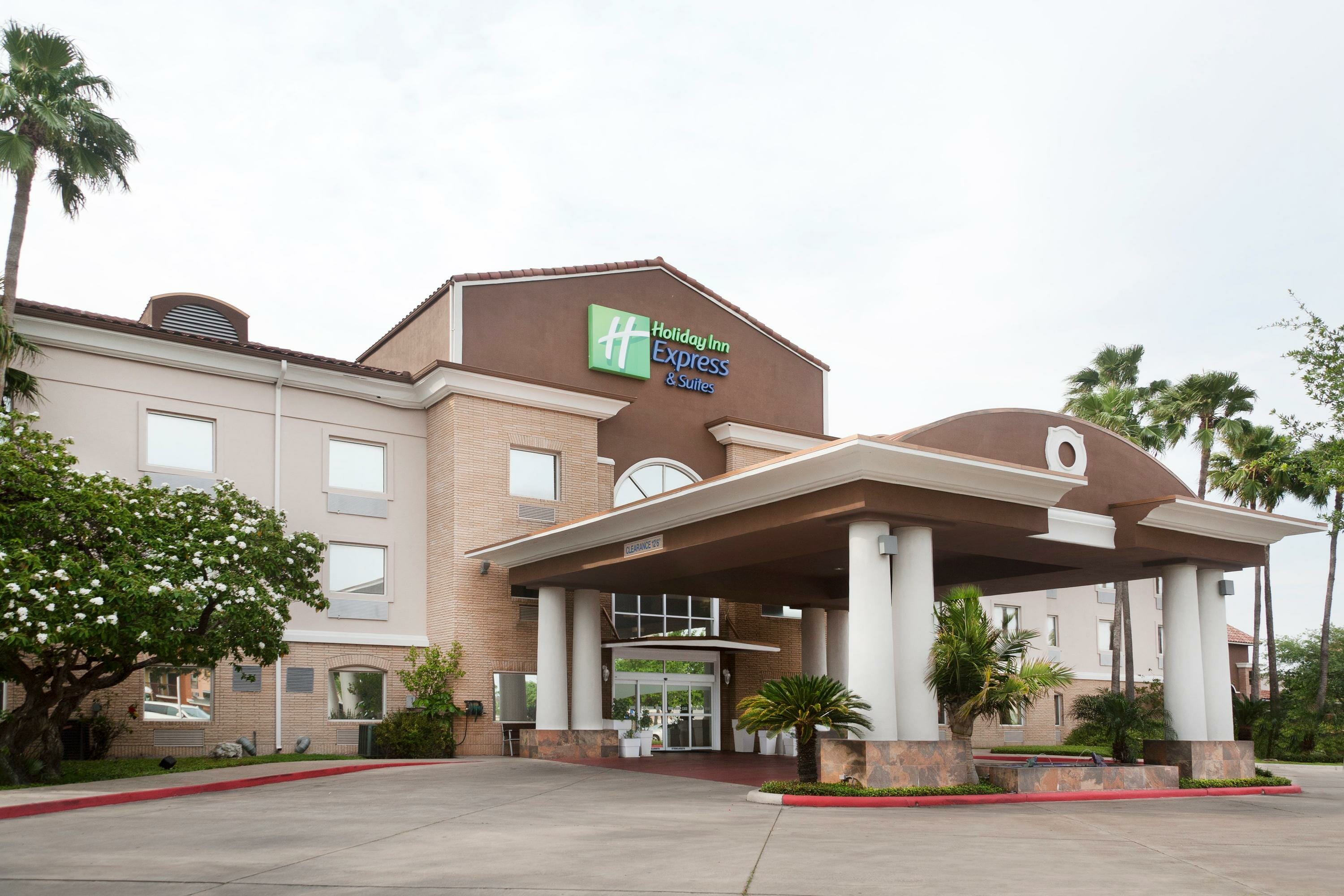 Building view of Holiday Inn Express Hotel & Suites Brownsville