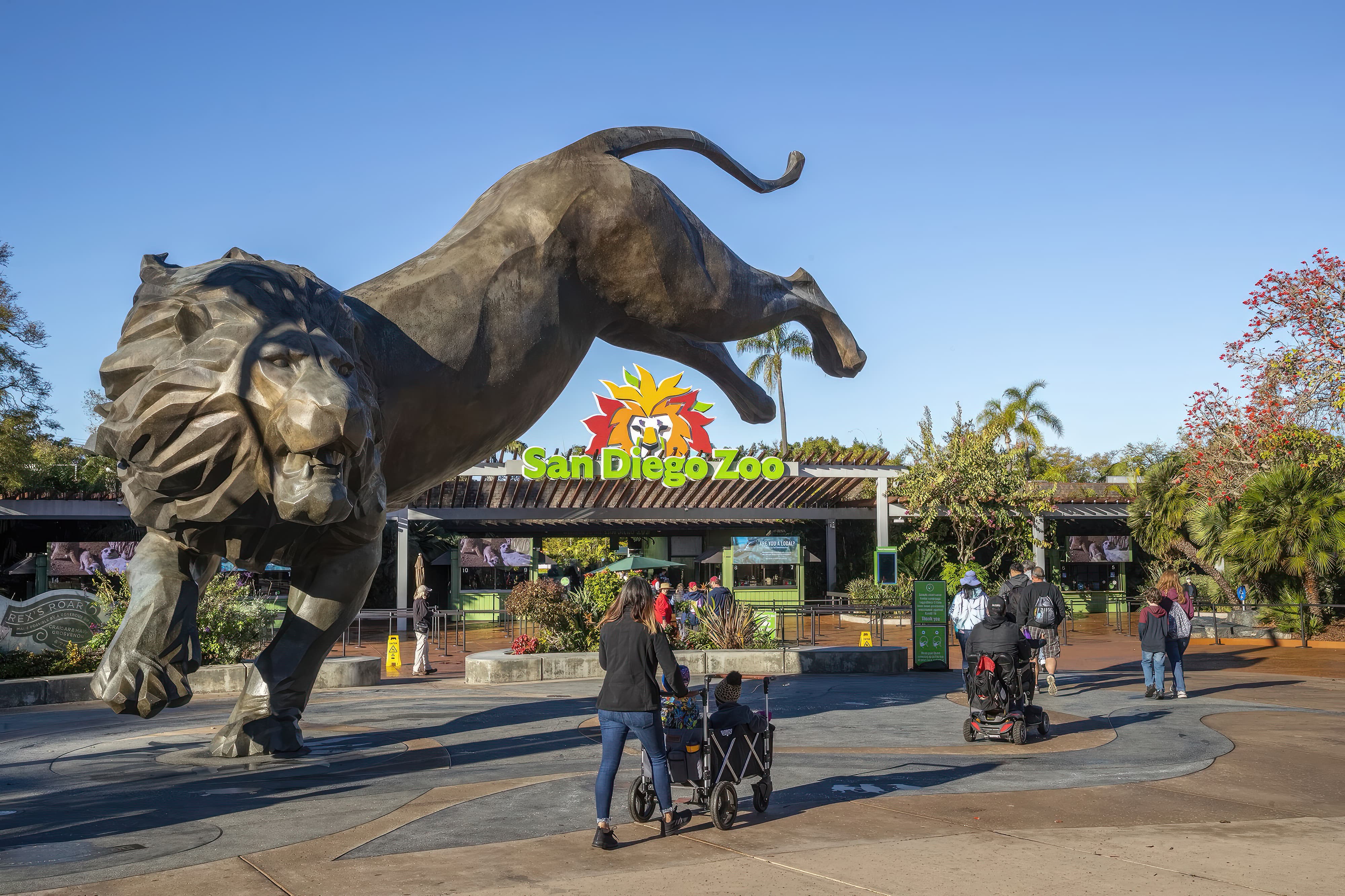 Outside view of San Diego Zoo's entrance and ticket counters