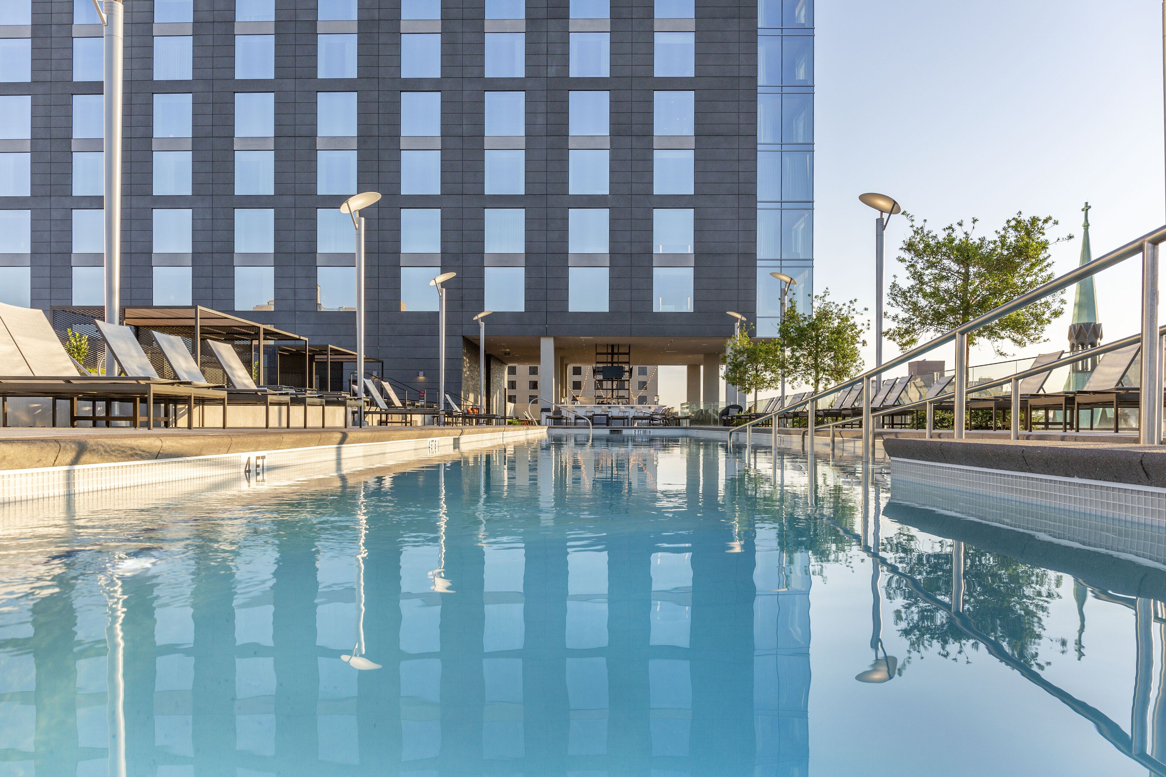 Pool view of Omni Louisville Hotel