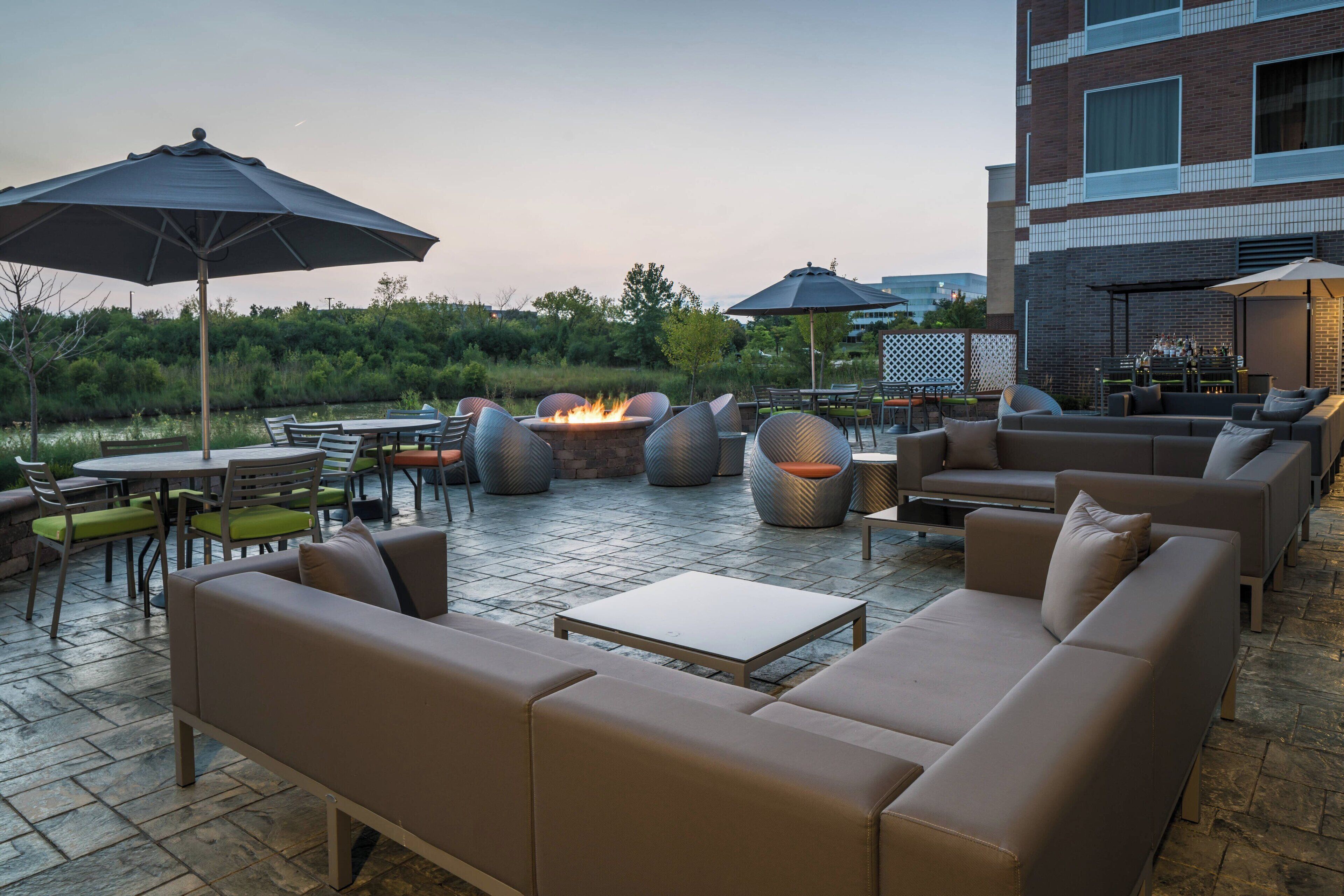 Patio view of Fairfield Inn & Suites by Marriott Chicago Schaumburg