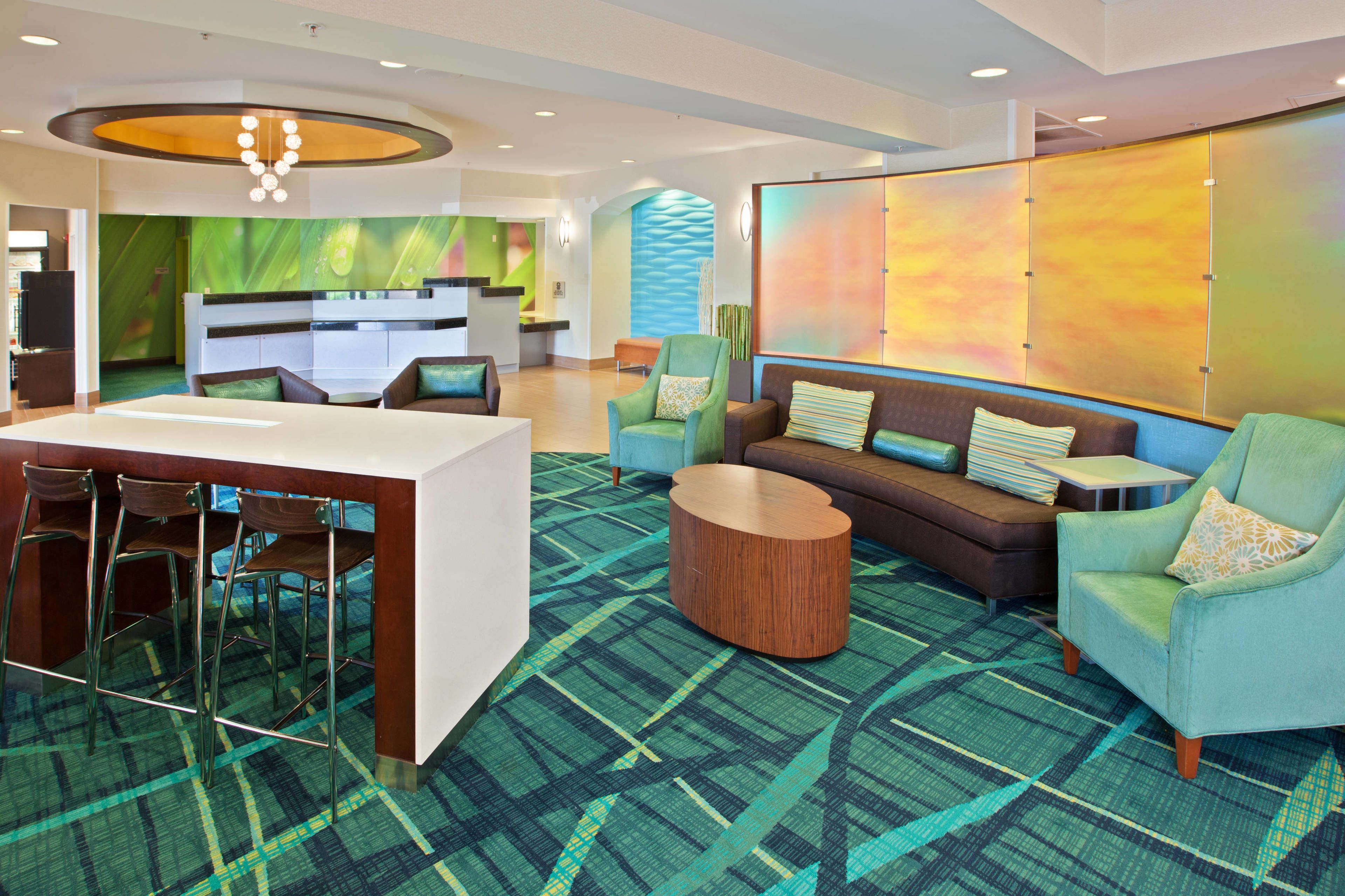 Lounge view of SpringHill Suites by Marriott Chicago Schaumburg Woodfield Mall