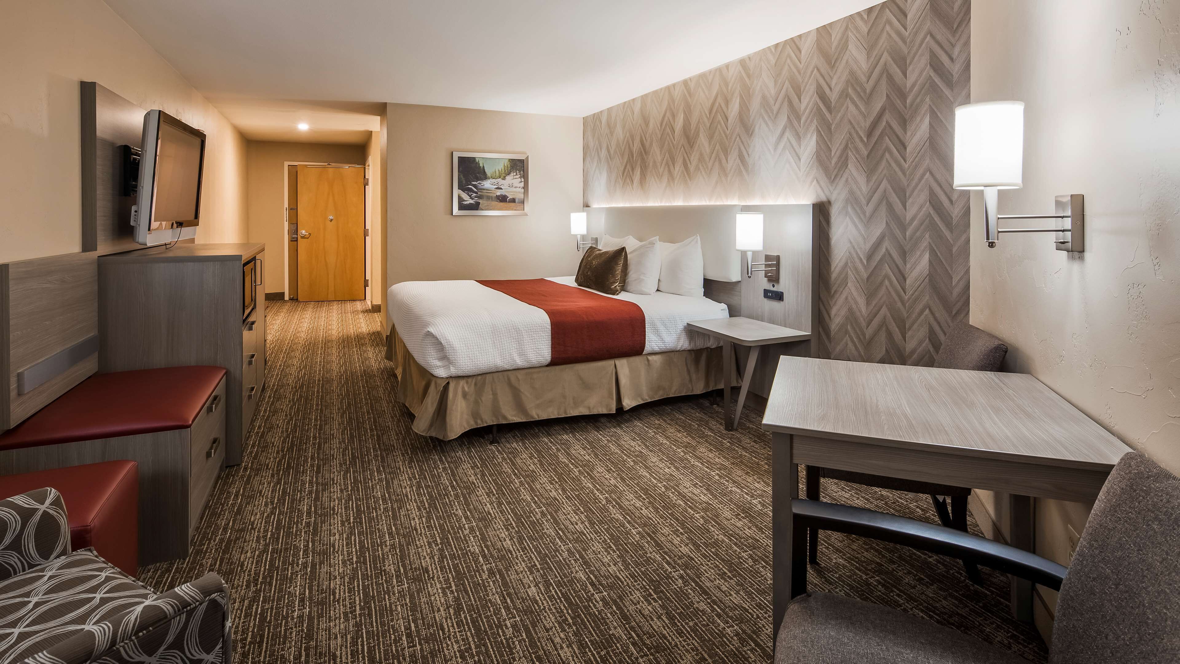 Bedroom view of Best Western Plus Kootenai River Inn Casino & Spa
