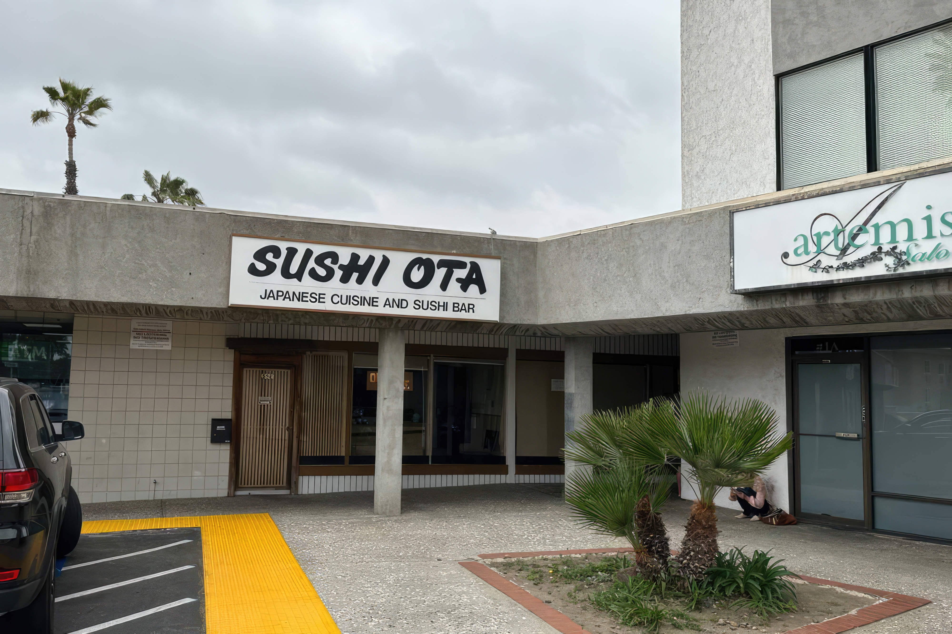Sushi Ota exterior