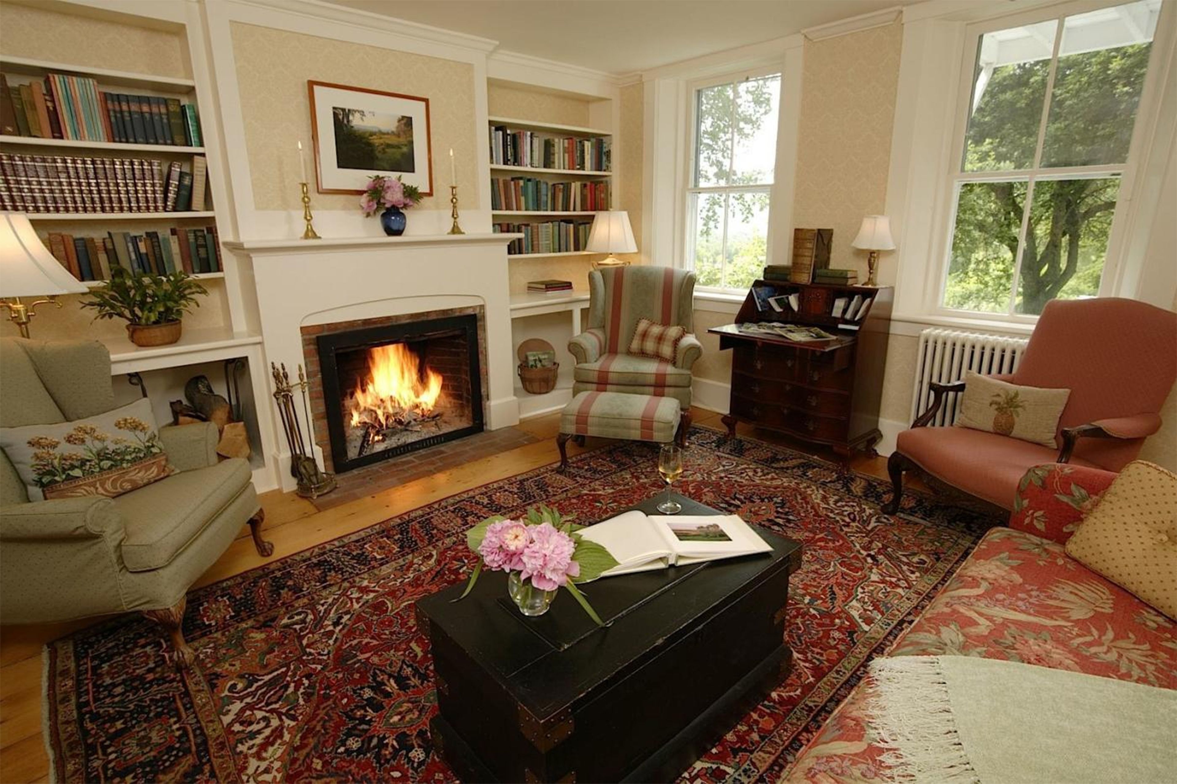 Living room view of Windham Hill Inn