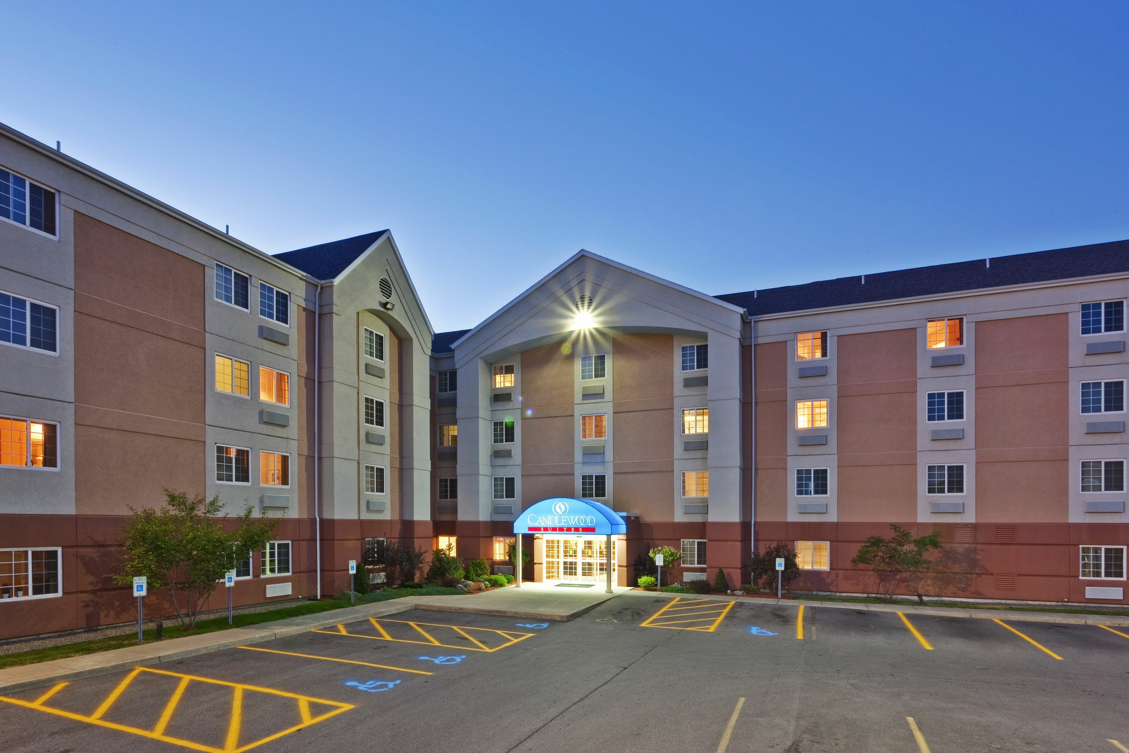 Building view of Candlewood Suites Syracuse-Airport