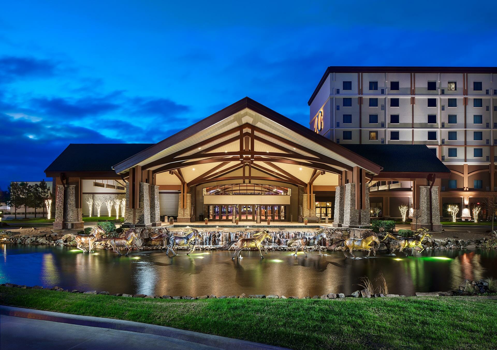 Building view of Choctaw Casino Hotel Pocola