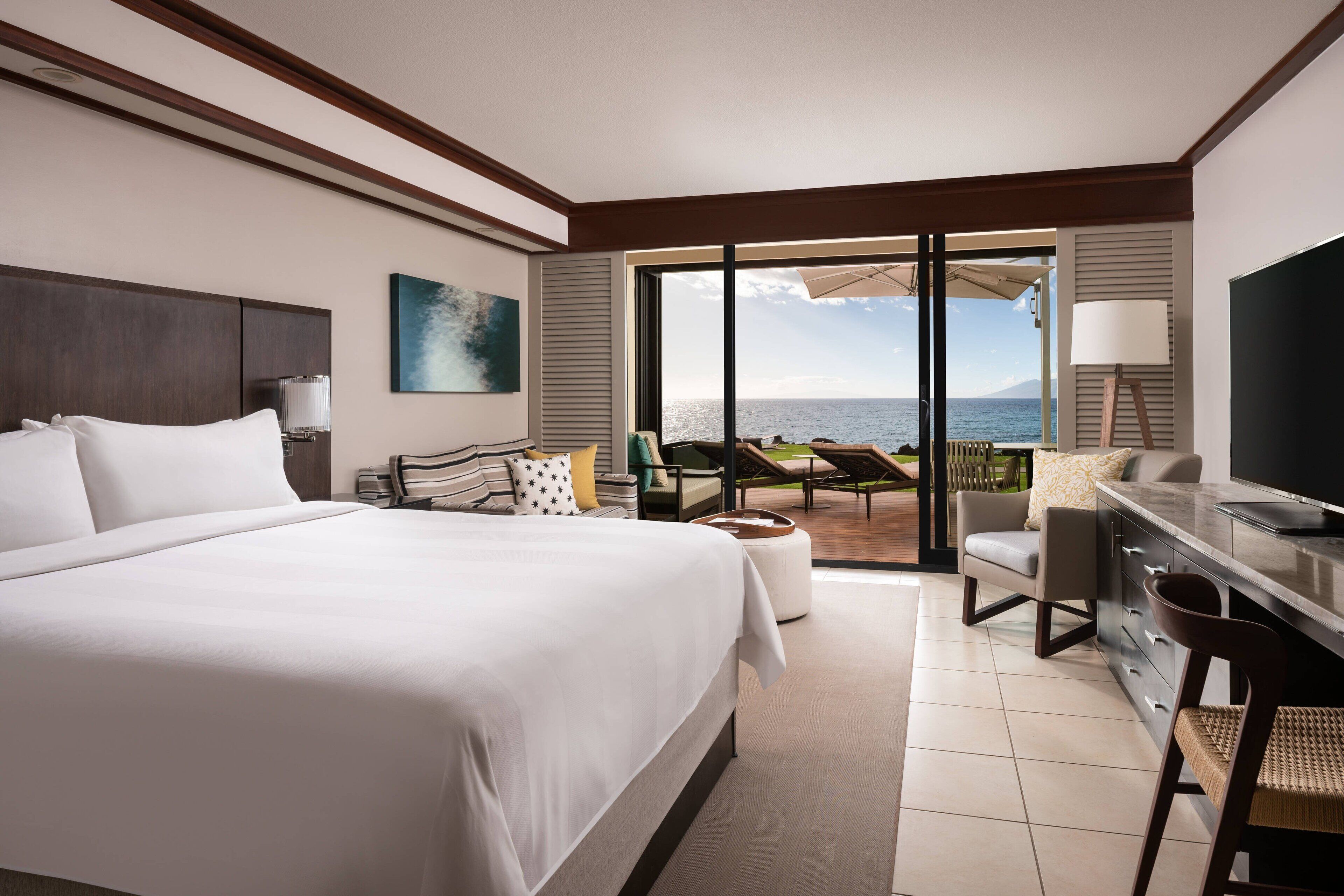 Bedroom view of Wailea Beach Resort Marriott, Maui